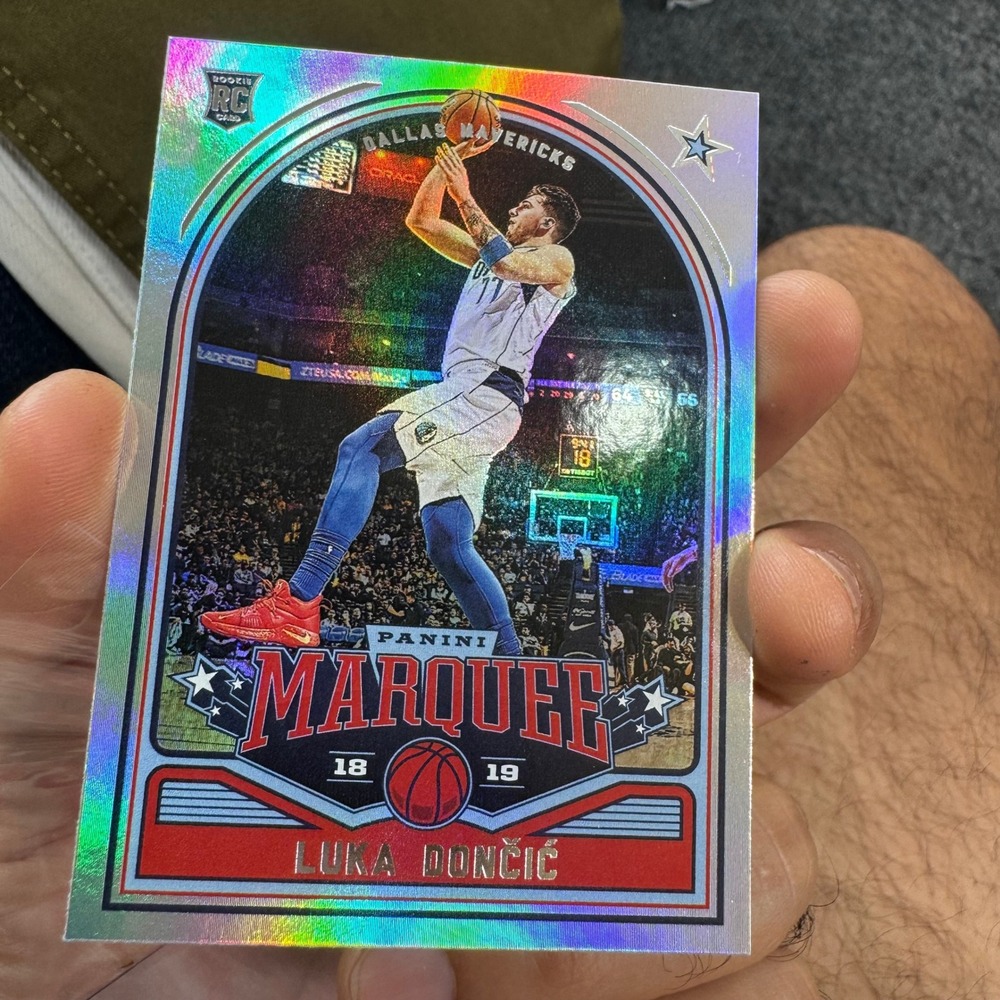 Panini Trading Card Luka Doncic 2018-19 Chronicles Marquee RC 255 Silver Holo